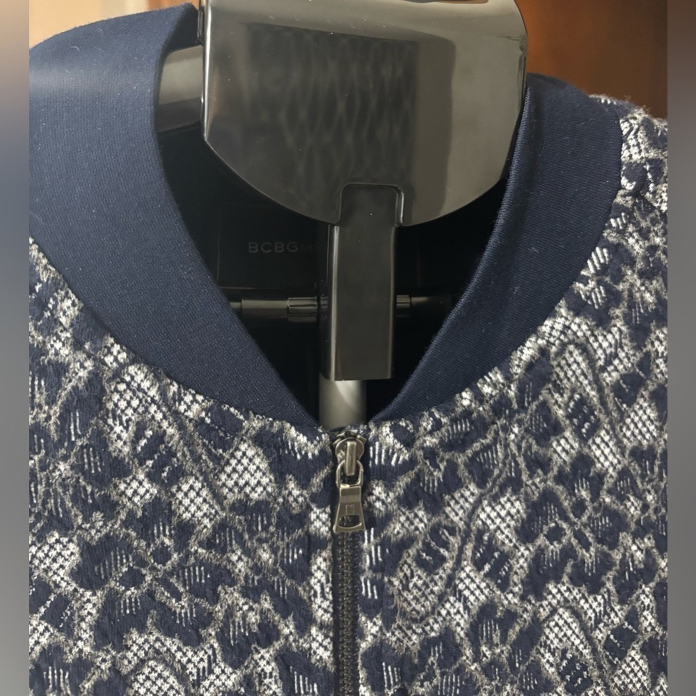 BCBGMaxAzria Blue and Gray Lace Textured Floral Bomber Jacket - Picture 6 of 8